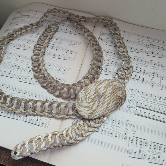 Elegant Gold and Silver Woven Metal Necklace And Matching Belt Made In Greece - Picture 11 of 11